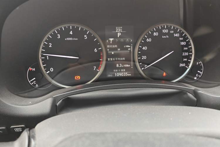Used Lexus NX 2015 200 Front-Wheel Drive X-Trail SE Edition Odometer Close Up