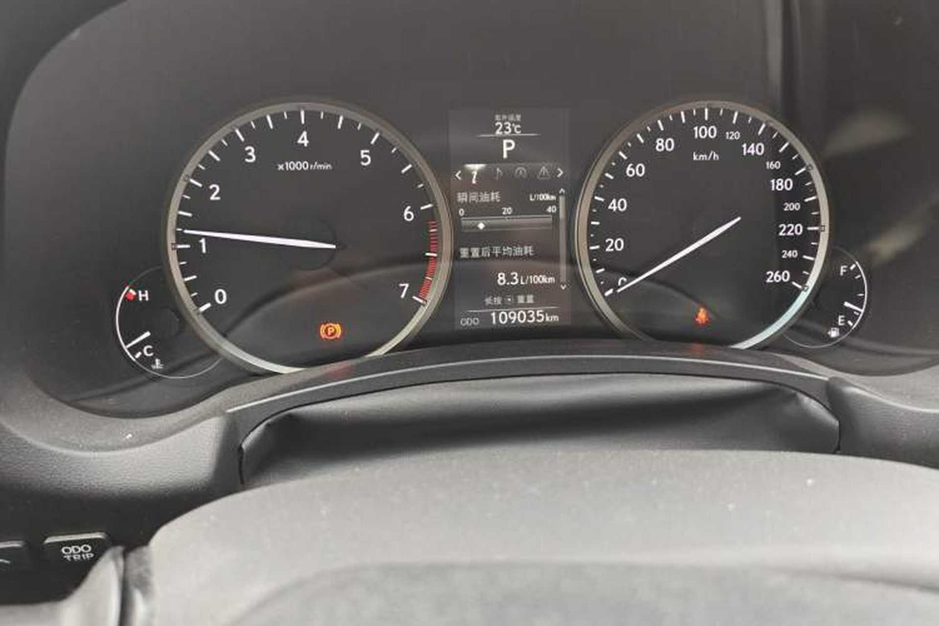 Used Lexus NX 2015 200 Front-Wheel Drive X-Trail SE Edition Odometer Close Up