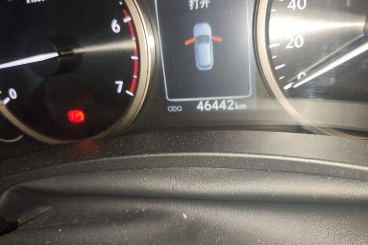 Used Lexus NX 2015 200T All-Wheel-Drive Fēngshàng Edition Odometer Close Up