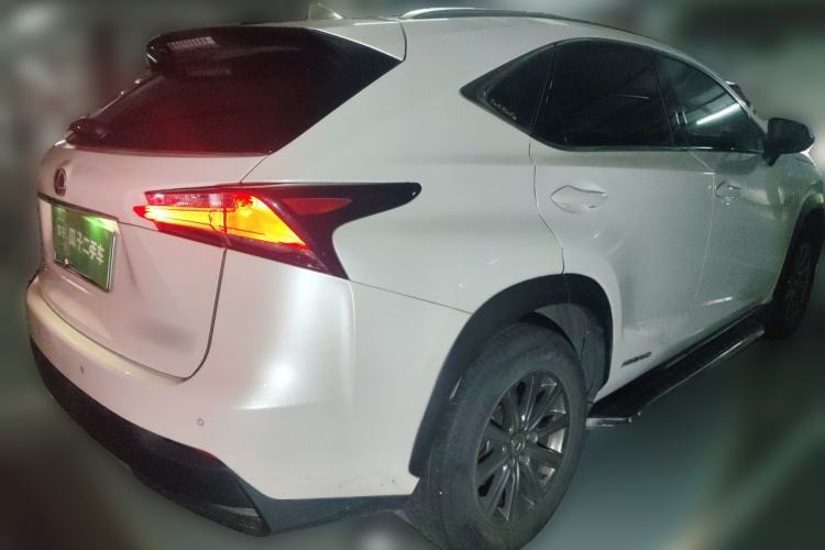 Used Lexus NX 2015 300h Front-Drive Fēngshàng Edition Rear Right 45 Deg