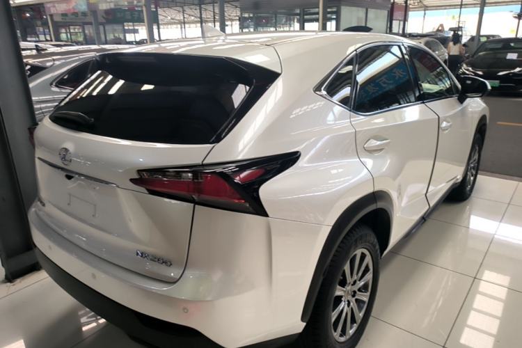 Used Lexus NX 2015 200 Front-Wheel Drive X-Trail SE Edition Rear Right 45 Deg