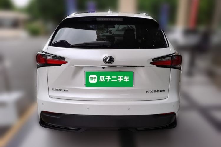 Used Lexus NX 2015 300h Front-Drive Fēngshàng Edition Rear