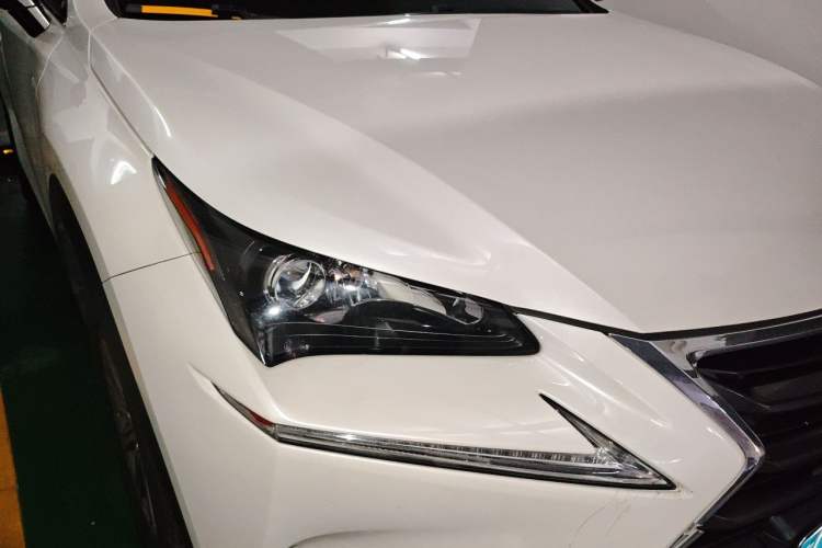 Used Lexus NX 2015 200 Front-Wheel Drive X-Trail SE Edition Right Front Headlight