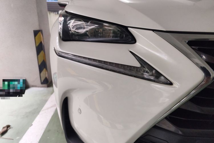 Used Lexus NX 2015 200 All-Wheel Drive Fēngshàng Edition Right Front Headlight