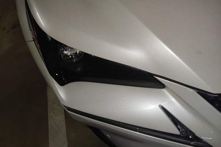 Used Lexus NX 2015 200 Front-Wheel Drive X-Trail SE Edition Right Front Headlight