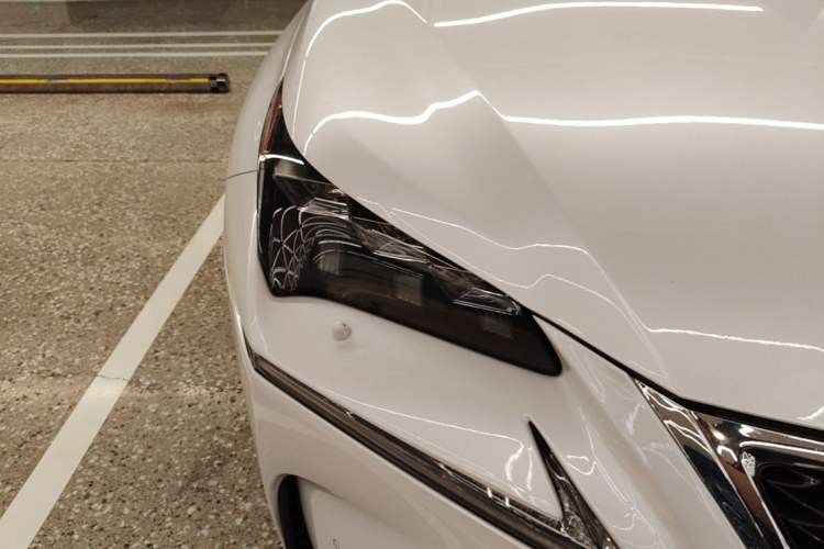 Used Lexus NX 2015 200t All-Wheel-Drive F SPORT Right Front Headlight