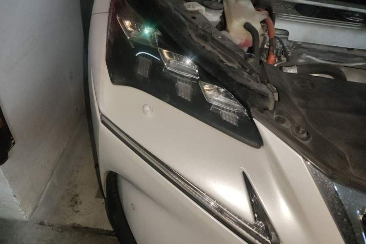 Used Lexus NX 2015 300h All-Wheel-Drive Fēngzhì Edition Right Front Headlight