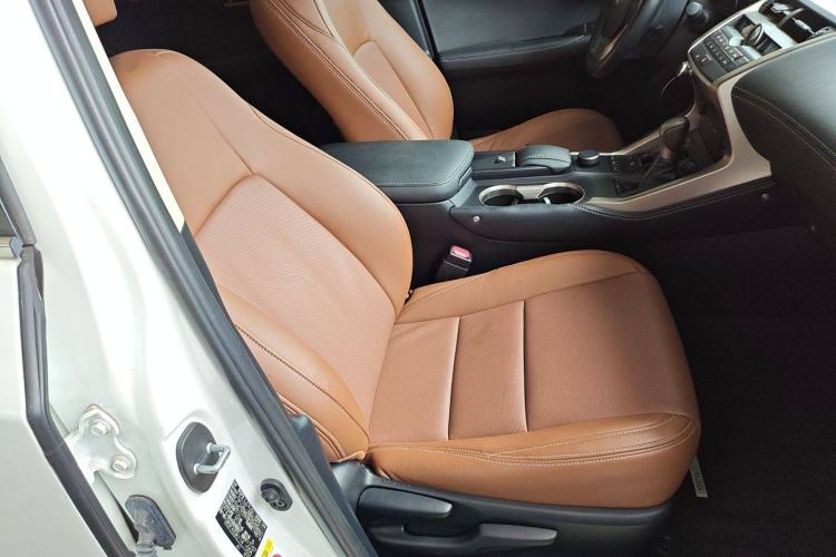 Used Lexus NX 2015 200 Front-Wheel Drive X-Trail SE Edition Right Front Seat
