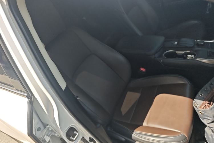 Used Lexus NX 2015 200 Front-Wheel Drive X-Trail SE Edition Right Front Seat