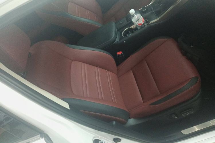 Used Lexus NX 2015 200T All-Wheel-Drive Fēngshàng Edition Right Front Seat