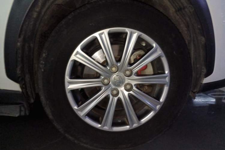 Used Lexus NX 2015 200 Front-Wheel Drive X-Trail SE Edition Right Front Wheel Hub