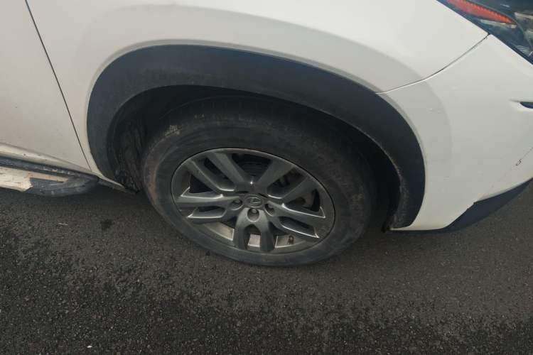 Used Lexus NX 2015 300h All-Wheel-Drive Fēngzhì Edition Right Front Wheel Hub