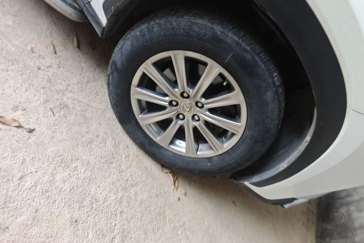 Used Lexus NX 2015 200 Front-Wheel Drive X-Trail SE Edition Right Front Wheel Hub