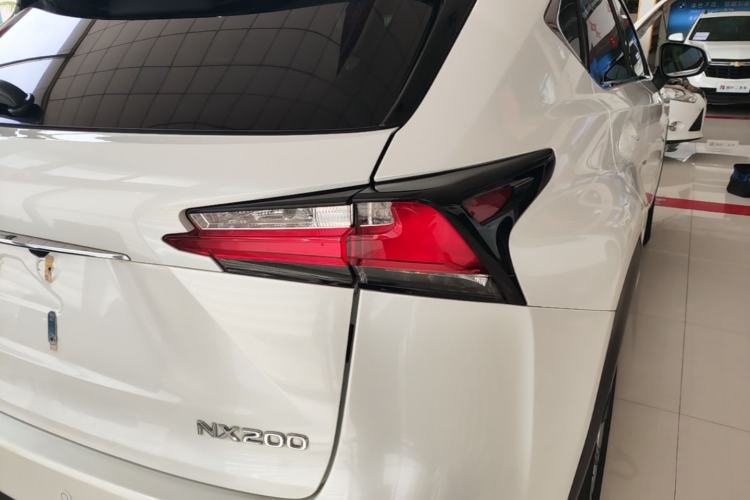 Used Lexus NX 2015 200 Front-Wheel Drive X-Trail SE Edition Right Rear Taillight