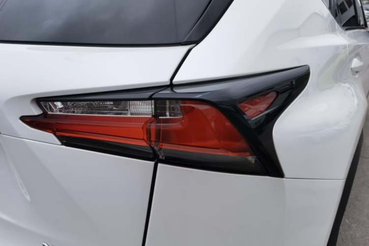Used Lexus NX 2015 200 All-Wheel Drive Fēngshàng Edition Right Rear Taillight
