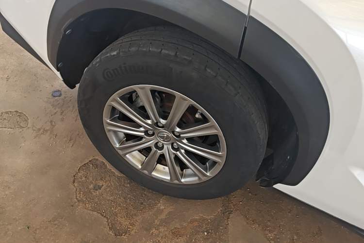 Used Lexus NX 2015 200 All-Wheel Drive Fēngshàng Edition Right Rear Wheel Hub