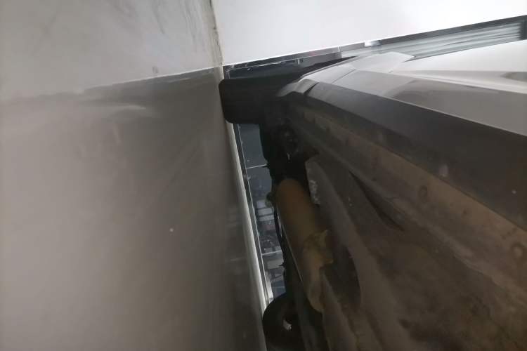 Used Lexus NX 2015 300h Front-Drive Fēngshàng Edition Right Side Sill