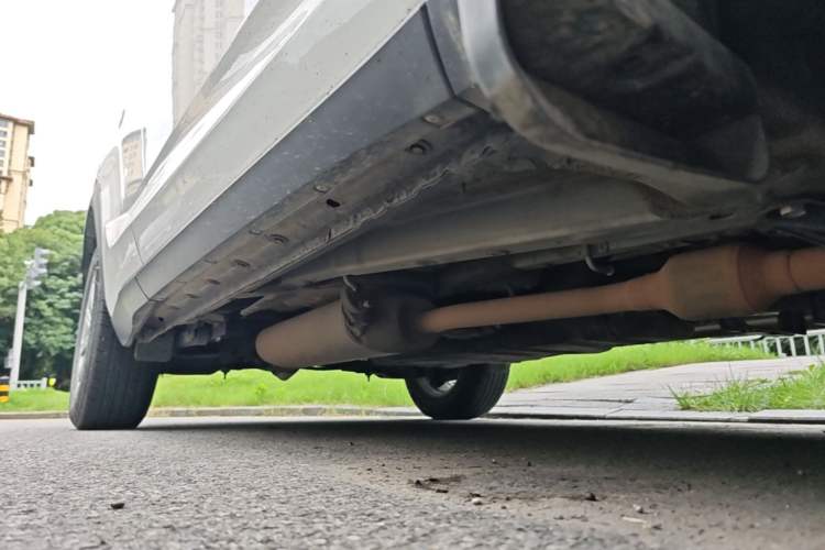 Used Lexus NX 2015 200 Front-Wheel Drive X-Trail SE Edition Right Side Sill