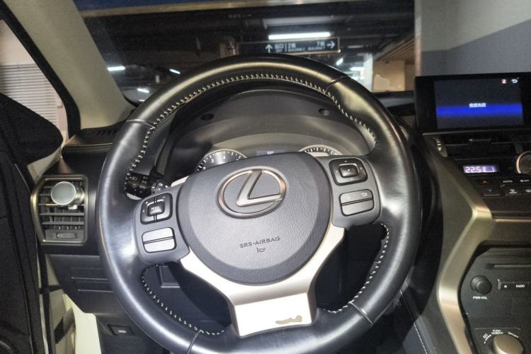 Used Lexus NX 2015 200 Front-Wheel Drive X-Trail SE Edition Steering Wheel