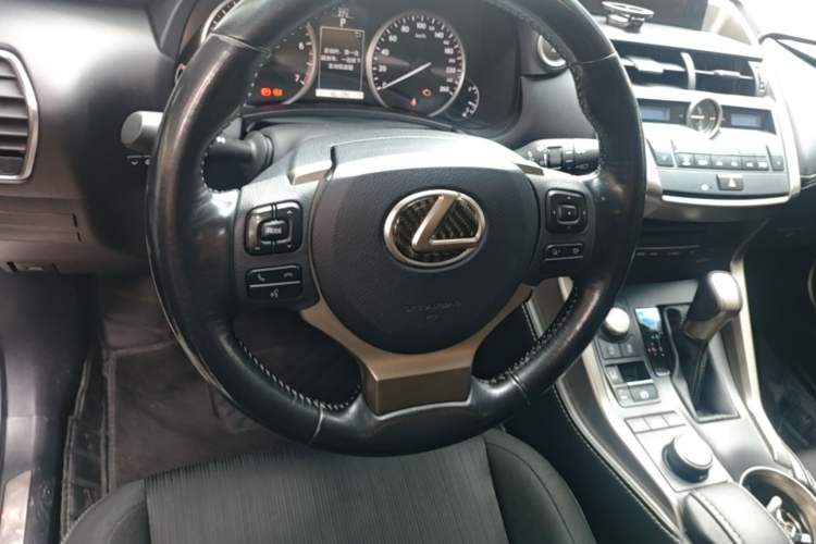 Used Lexus NX 2015 200 Front-Wheel Drive X-Trail SE Edition Steering Wheel