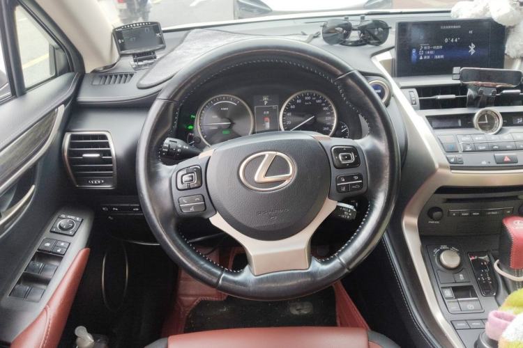 Used Lexus NX 2015 300h All-Wheel-Drive Fēngzhì Edition Steering Wheel