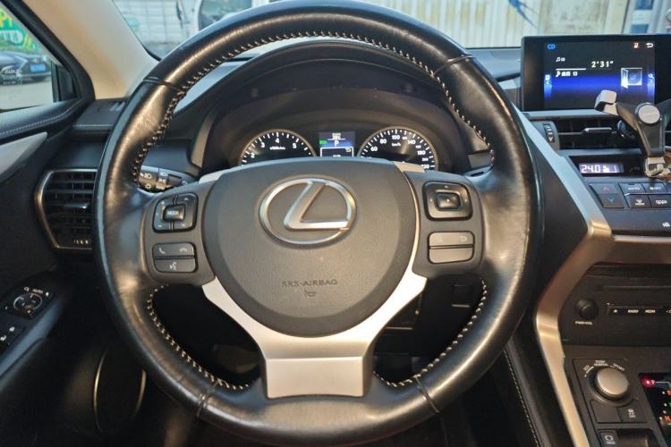 Used Lexus NX 2015 200 Front-Wheel Drive X-Trail SE Edition Steering Wheel