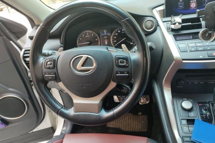 Used Lexus NX 2015 200T All-Wheel-Drive Fēngshàng Edition Steering Wheel