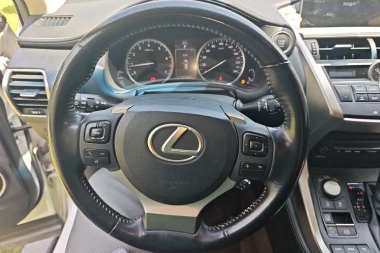 Used Lexus NX 2015 200 Front-Wheel Drive X-Trail SE Edition Steering Wheel