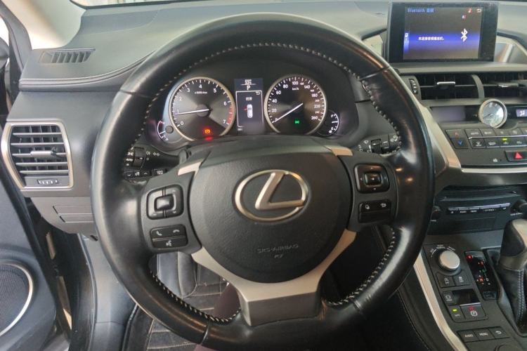 Used Lexus NX 2015 200 Front-Wheel Drive X-Trail SE Edition Steering Wheel
