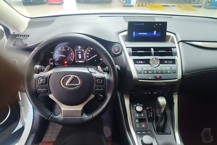 Used Lexus NX 2015 200T All-Wheel-Drive Fēngshàng Edition Steering Wheel