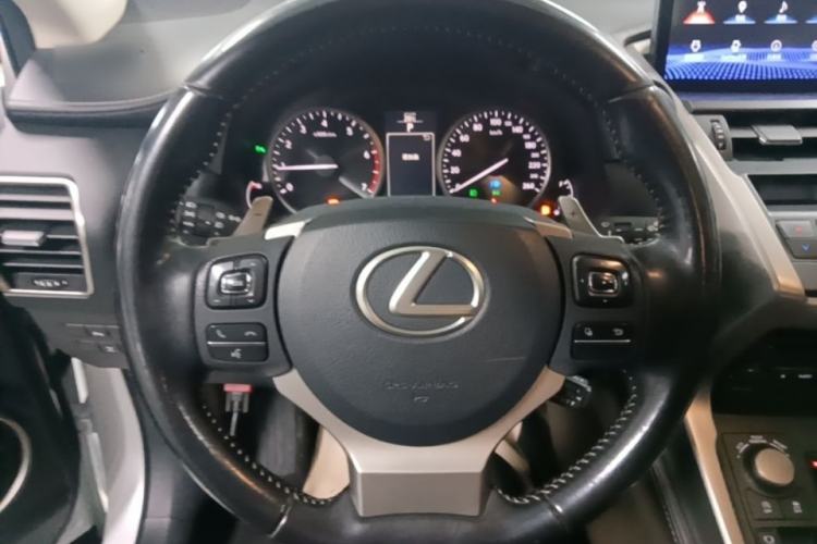 Used Lexus NX 2015 200T All-Wheel-Drive Fēngshàng Edition Steering Wheel