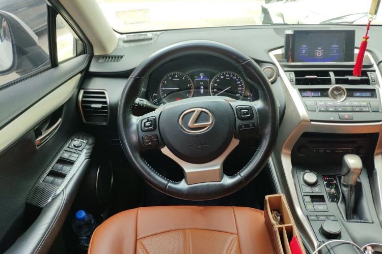Used Lexus NX 2015 200 Front-Wheel Drive X-Trail SE Edition Steering Wheel