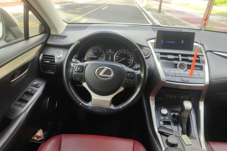 Used Lexus NX 2015 200 Front-Wheel Drive X-Trail SE Edition Steering Wheel