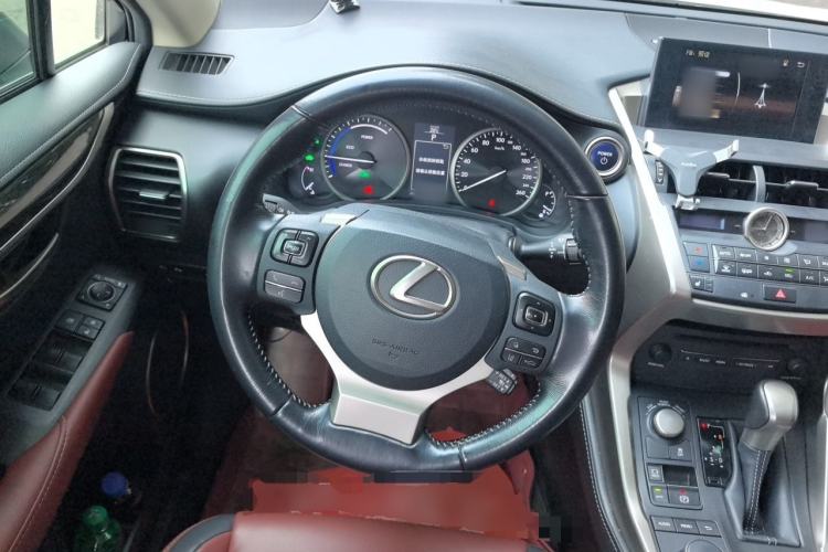 Used Lexus NX 2015 300h All-Wheel-Drive Fēngzhì Edition Steering Wheel