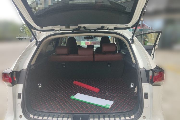 Used Lexus NX 2015 200T All-Wheel-Drive Fēngshàng Edition Trunk