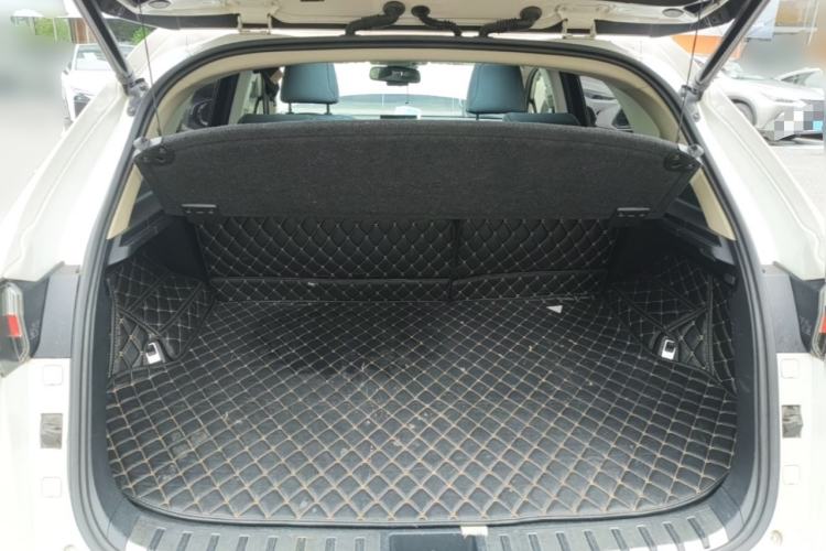 Used Lexus NX 2015 300h All-Wheel-Drive Fēngzhì Edition Trunk