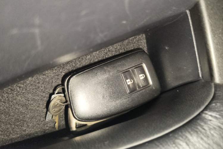 Used Lexus NX 2015 200 Front-Wheel Drive X-Trail SE Edition Vehicle Key