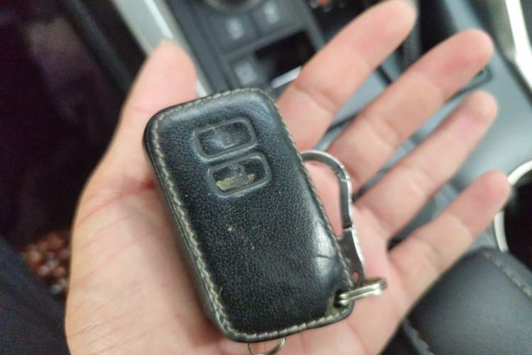Used Lexus NX 2015 200 Front-Wheel Drive X-Trail SE Edition Vehicle Key