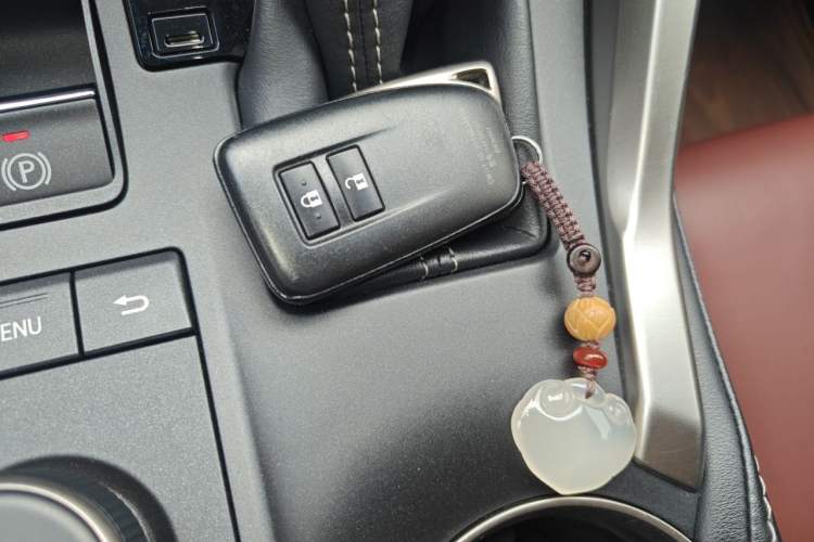 Used Lexus NX 2015 200T All-Wheel-Drive Fēngshàng Edition Vehicle Key