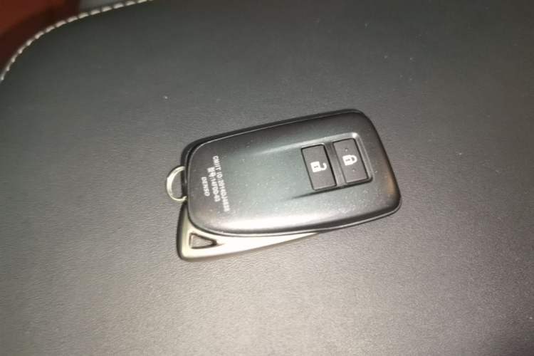 Used Lexus NX 2015 200T All-Wheel-Drive Fēngshàng Edition Vehicle Key