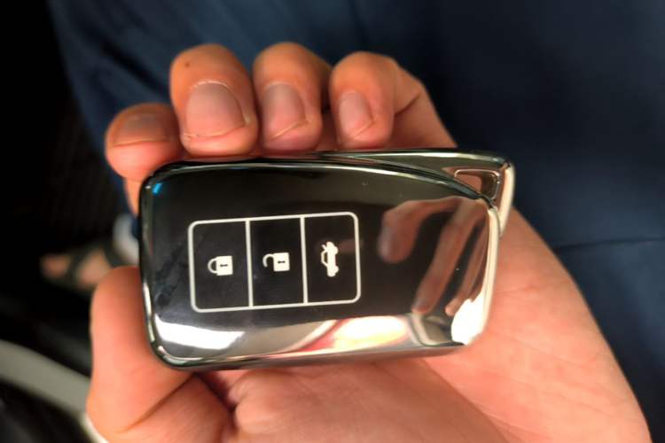 Used Lexus NX 2015 200 Front-Wheel Drive X-Trail SE Edition Vehicle Key