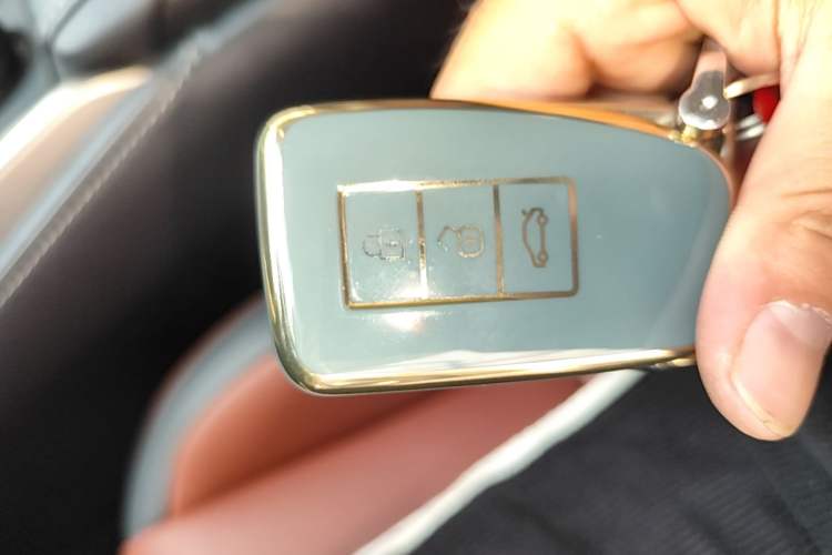 Used Lexus NX 2015 200T All-Wheel-Drive Fēngshàng Edition Vehicle Key