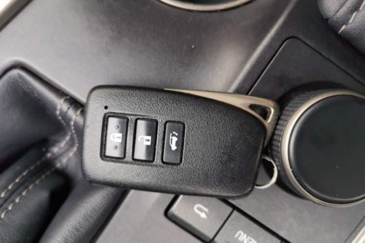 Used Lexus NX 2015 200 All-Wheel Drive Fēngshàng Edition Vehicle Key
