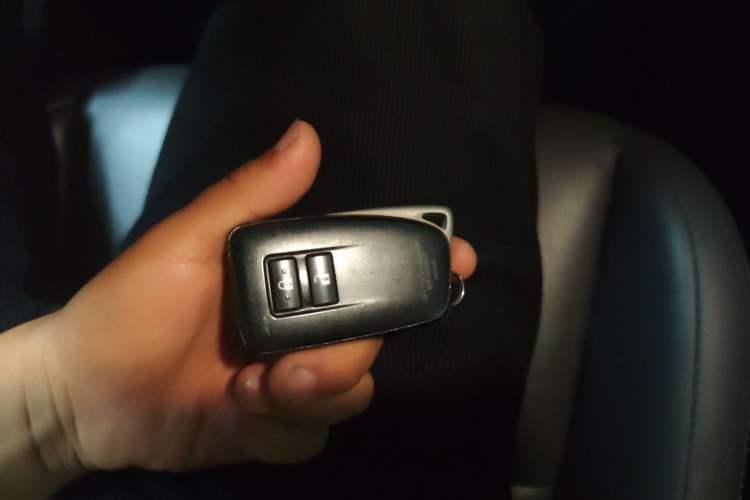 Used Lexus NX 2015 200T All-Wheel-Drive Fēngshàng Edition Vehicle Key