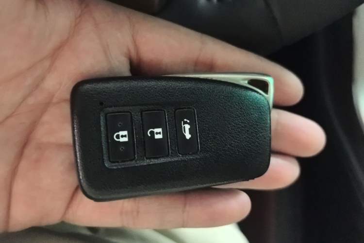 Used Lexus NX 2015 300h All-Wheel-Drive Fēngzhì Edition Vehicle Key