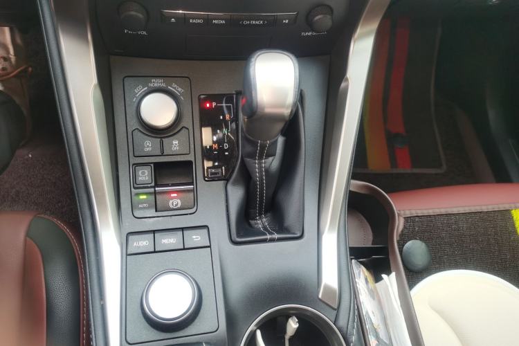 Used Lexus NX 2015 200 All-Wheel Drive Fēngshàng Edition Gear Lever