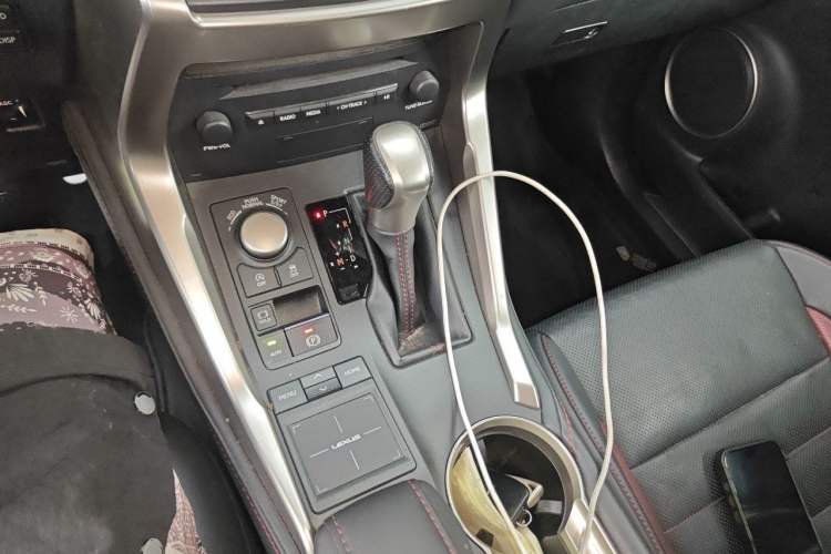 Used Lexus NX 2015 200t All-Wheel-Drive F SPORT Gear Lever