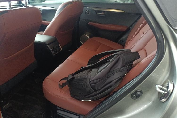 Used Lexus NX 2015 200T All-Wheel-Drive Fēngshàng Edition Left Rear Seat