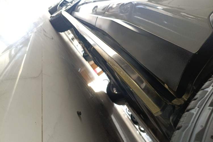 Used Lexus NX 2015 200T All-Wheel-Drive Fēngshàng Edition Left Side Sill