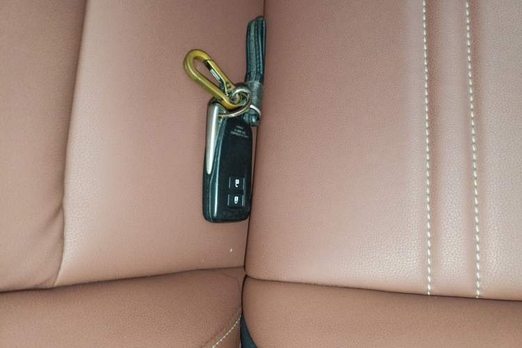 Used Lexus NX 2015 200T All-Wheel-Drive Fēngshàng Edition Vehicle Key